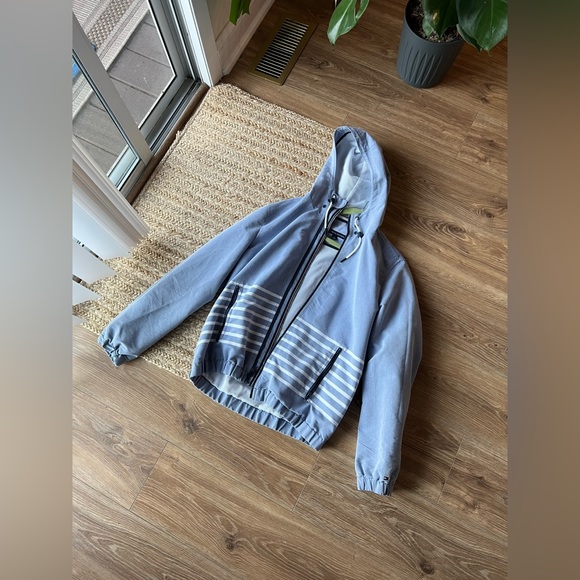 Tommy Hilfiger Other - TAKING 1ST OFFER‼️ TOMMY HILFIGER Lightweight Jacket , Size Medium